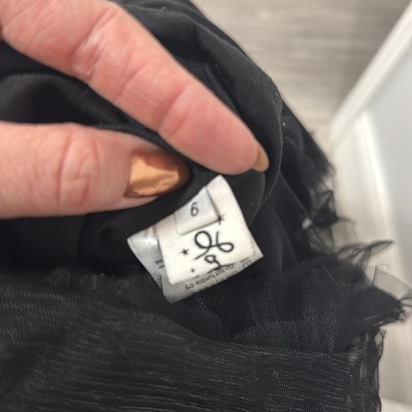 Lola and The Boys Tulle Sequin Strawberry Mini, size 6 - Picture 5 of 5